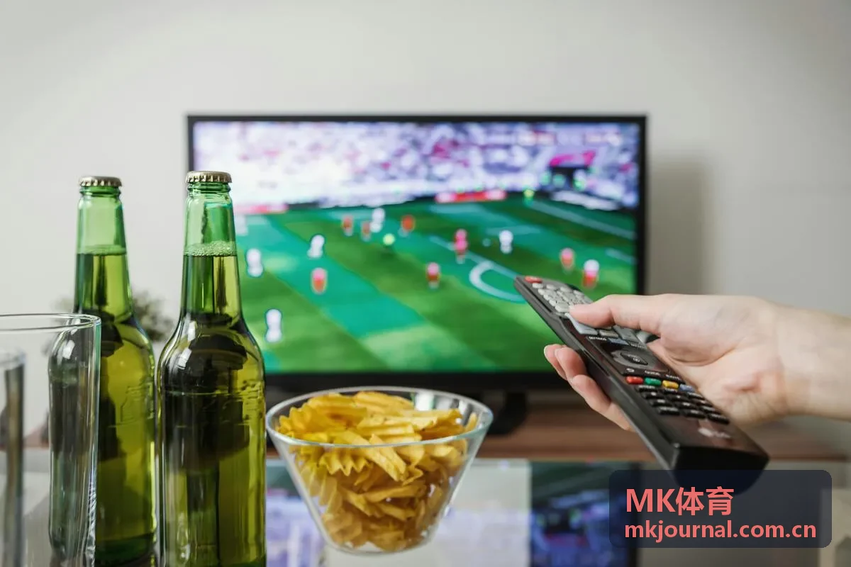 MK体育球队故事专题中的赛场灯光